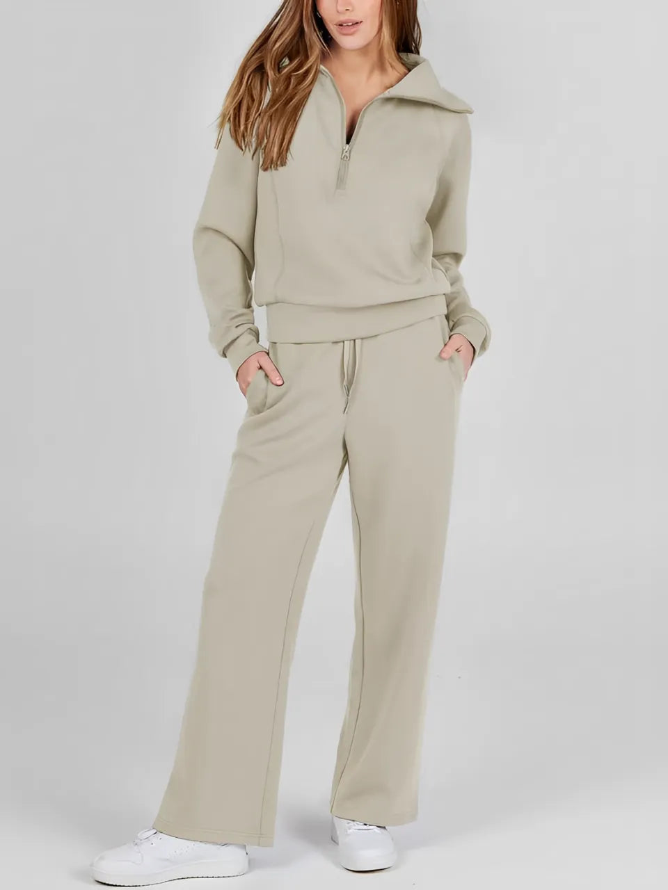 Conjunto Feminino com Suéter Gola Alta e Calça com Cordão - Estilo Bellanita