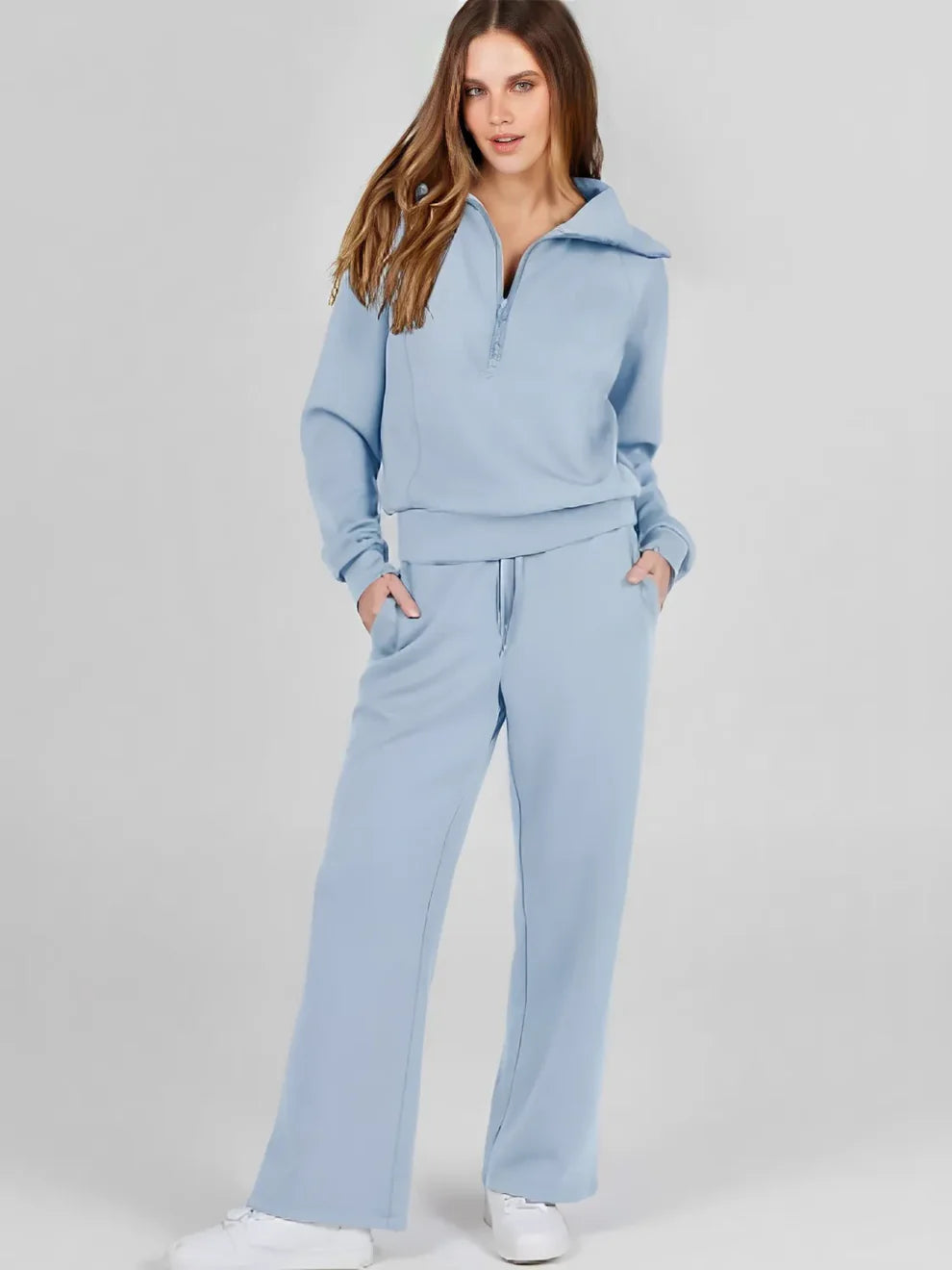 Conjunto Feminino com Suéter Gola Alta e Calça com Cordão - Estilo Bellanita