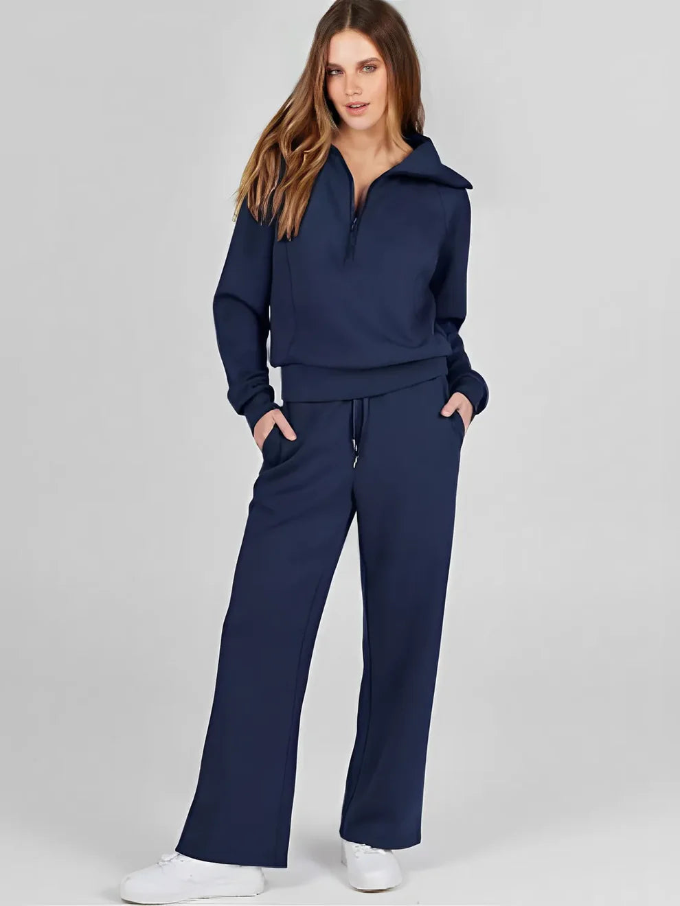 Conjunto Feminino com Suéter Gola Alta e Calça com Cordão - Estilo Bellanita